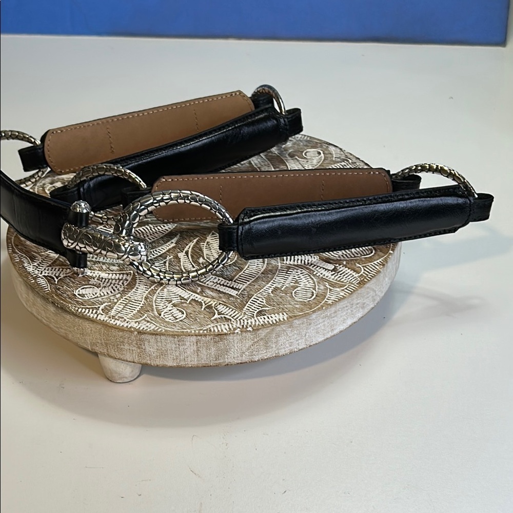 BRIGHTON WOMENS BLACK SILVER CLASP AND SILVER OVAL BUCKEL WESTERN BELT SZ 38